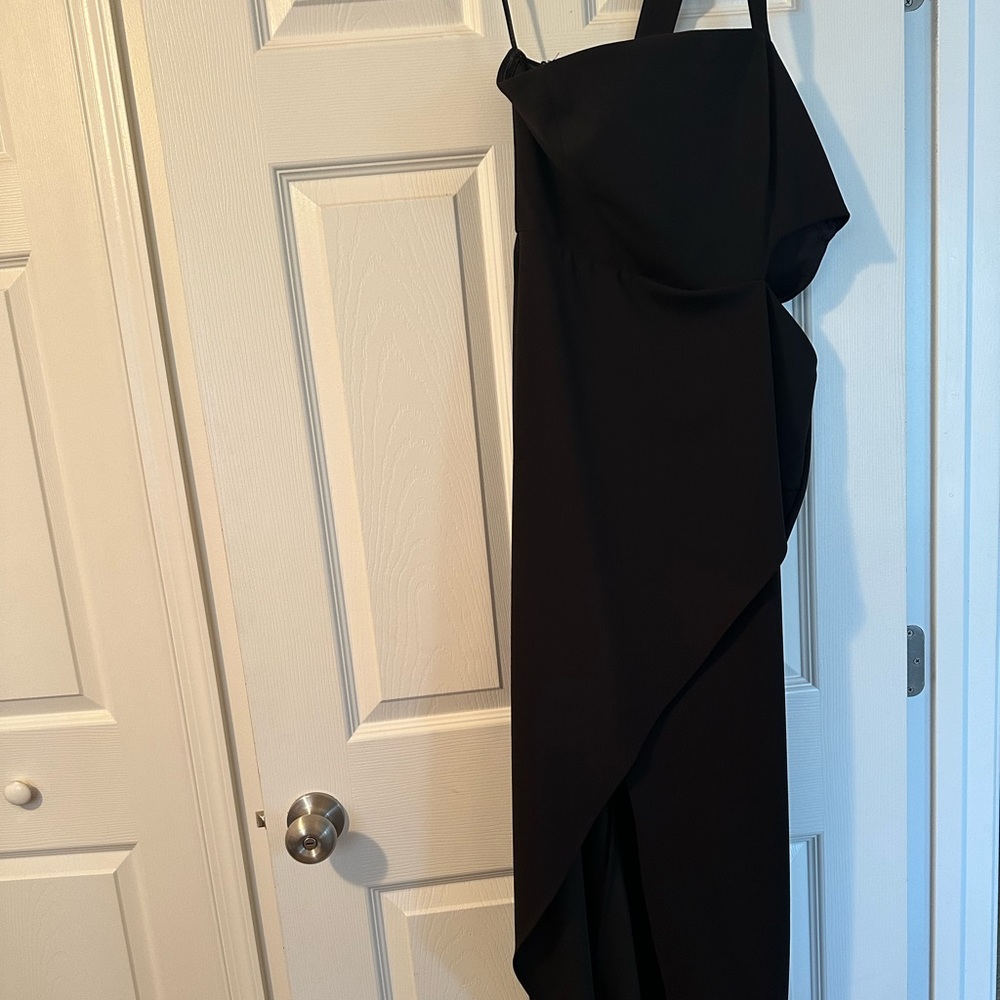 Long side cut out after 5 dress(BCBG)